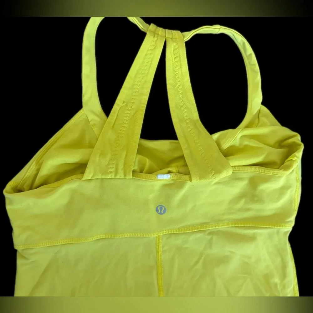Lululemon Yellow Women's Top‎